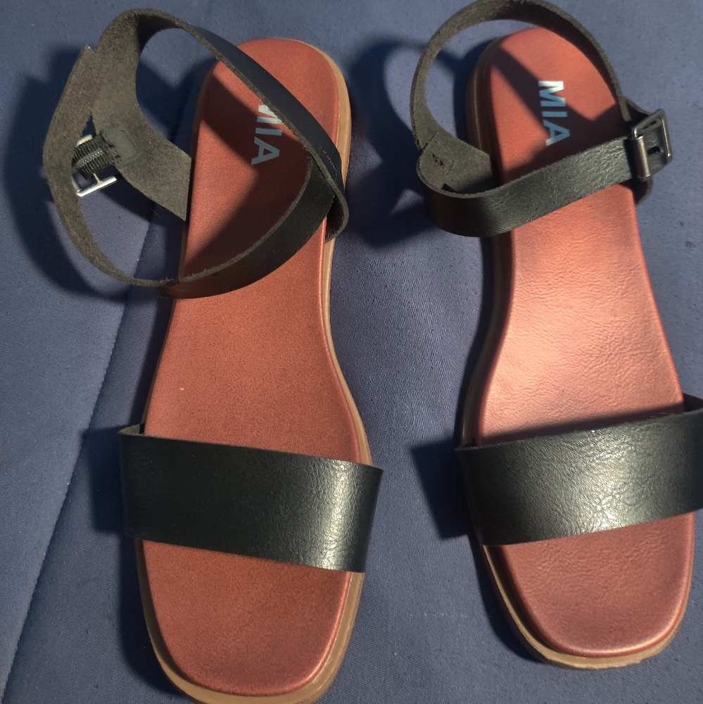 MIA new Black Women's Sandals size 9